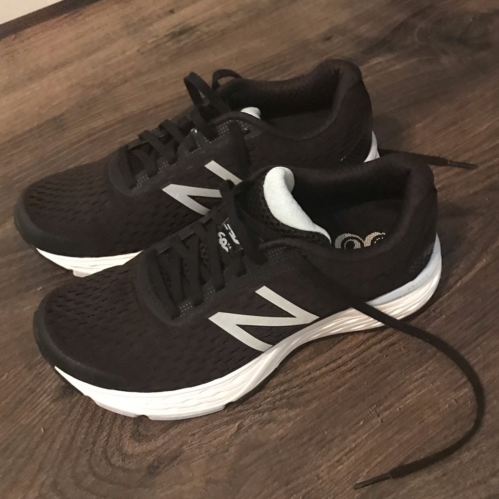 Basically New newbalance sneakers